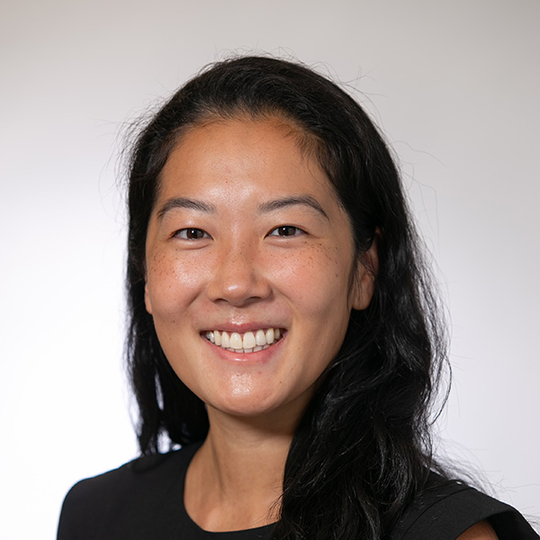 Kelly Lo