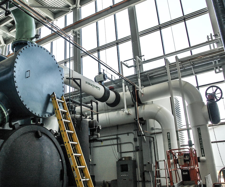  Large new water chiller