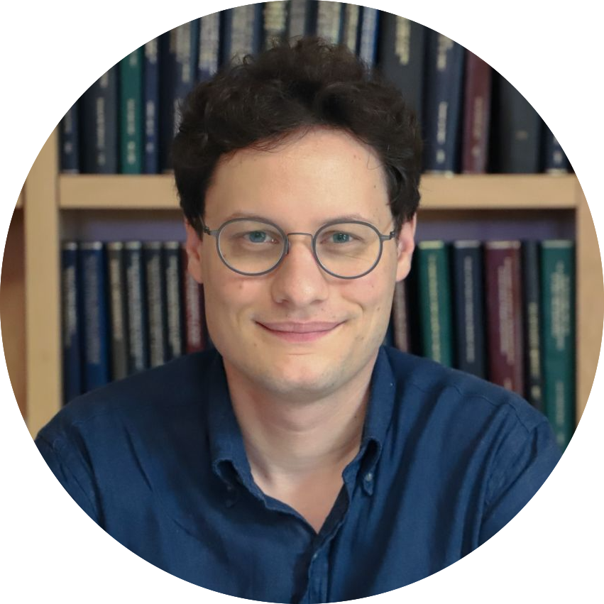 Headshot of Dr. Leonard Sch&auml;rfen