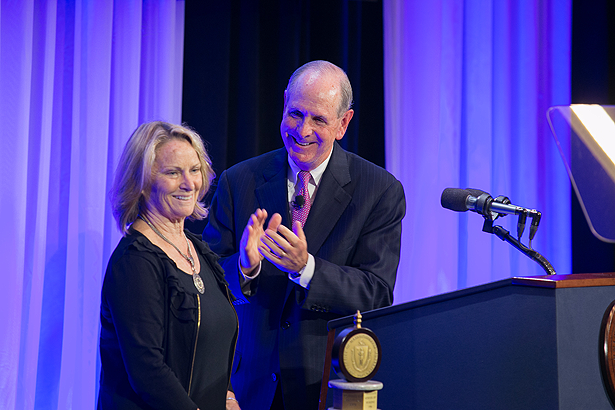 Anne Gilroy Chancellor's Medal for Distinguished Teaching 2017 Anne Gilroy Chancellor's Medal for Distinguished Teaching 2017