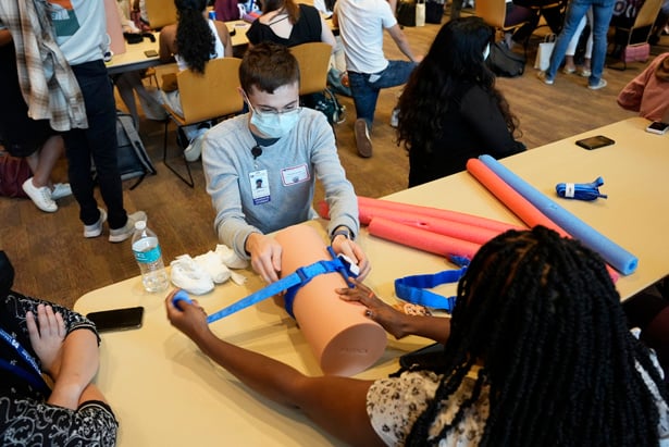 Christopher Woodilla, a PhD student in the Morningside Graduate School of Biomedical Sciences, got a refresher on how to Stop the Bleed during UMass Chan’s first three-school orientation.